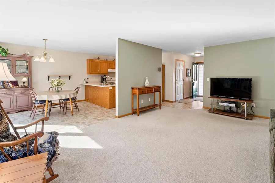 2131 DEER PRAIRIE DRIVE, Neenah, WI 54956 - #3