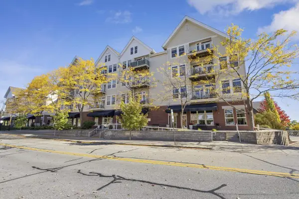 110 S WISCONSIN STREET  #4C, Port Washington, WI 53074
