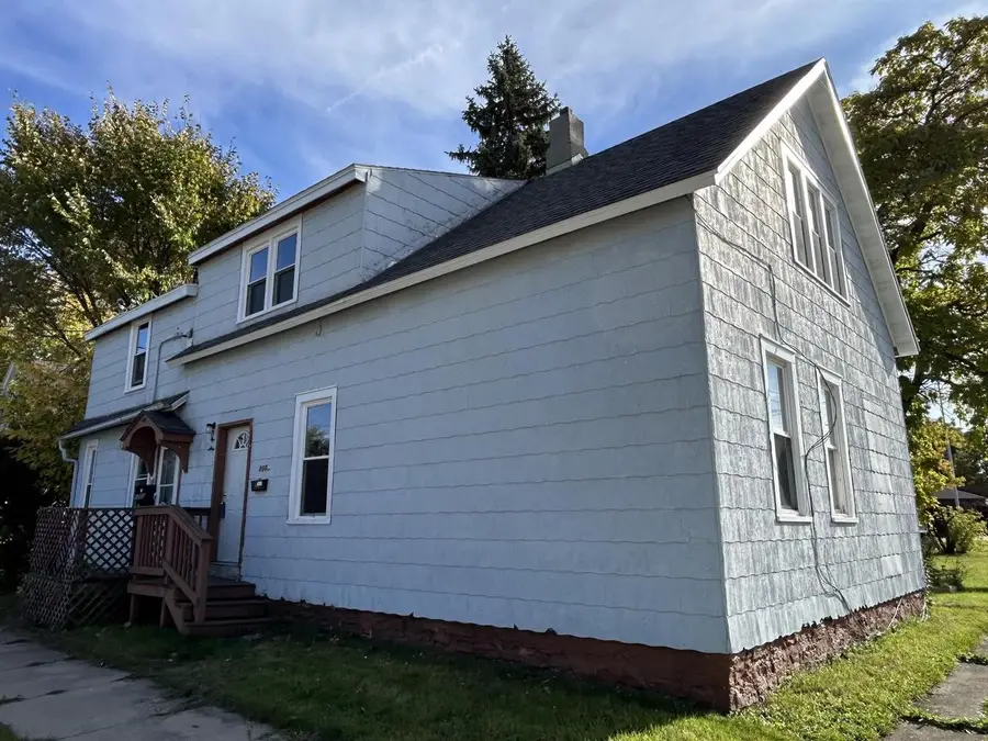 800 SMITH STREET, Green Bay, WI 54302 - #2