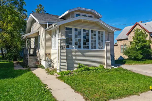 200 OAK STREET, Green Bay, WI 54303