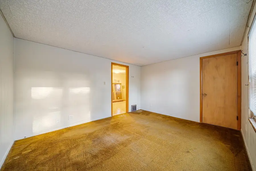 1636 DELAWARE STREET, Oshkosh, WI 54902 - #3