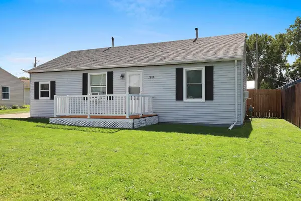 2803 W HIGHWAY DRIVE, Appleton, WI 54914