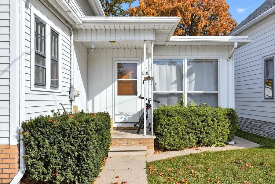 1532 MAPLE AVENUE, Oshkosh, WI 54902 - #2