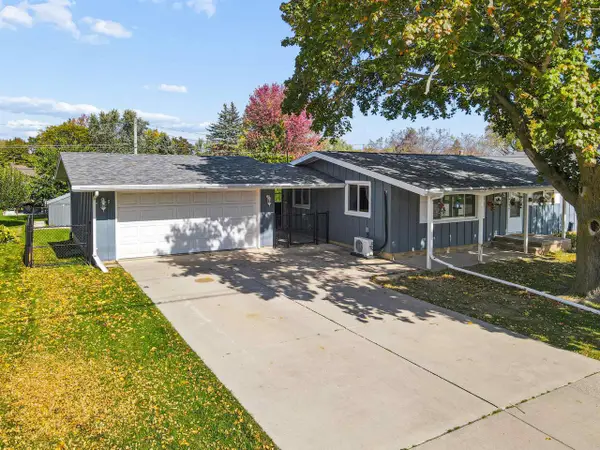 524 W 10TH STREET, Kaukauna, WI 54130