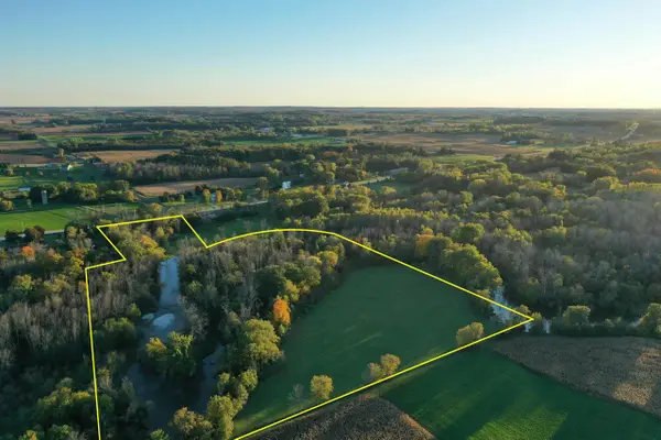 CTY RD JJ, Manitowoc, WI 54220