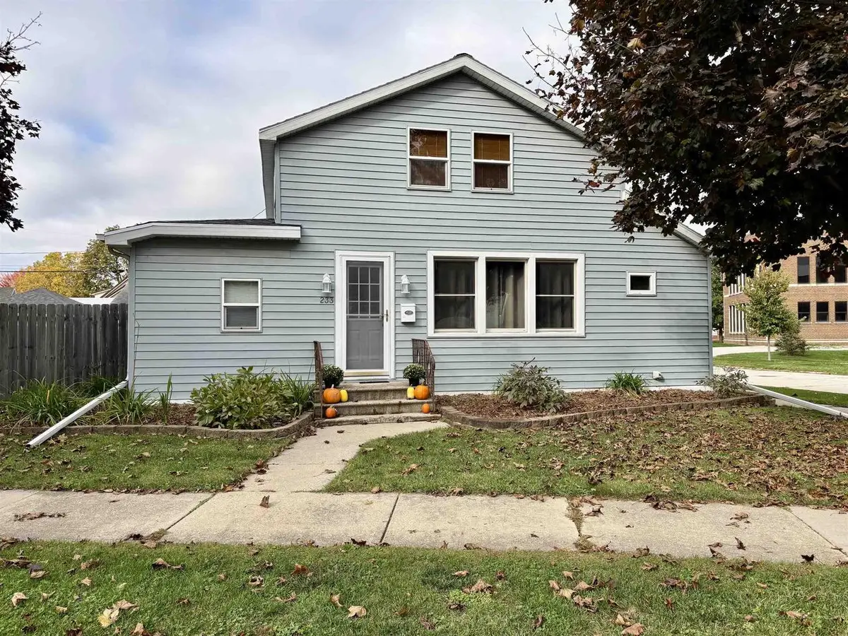 233 N HURON STREET, De Pere, WI 54115 - #1