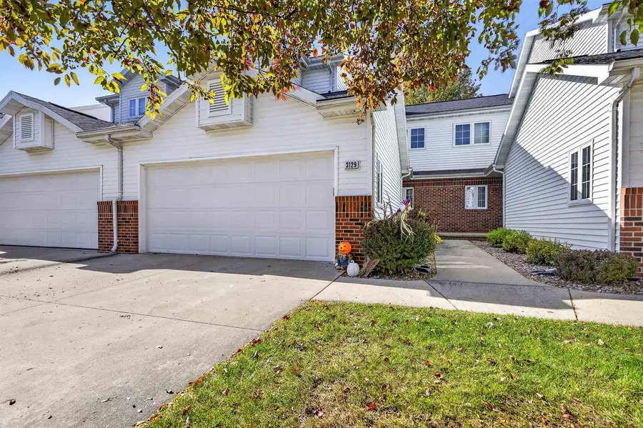 3129 N MISTWOOD LANE, Appleton, WI 54914 - #2
