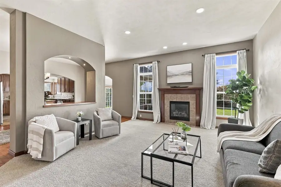 2701 E GLENHURST LANE, Appleton, WI 54913 - #2