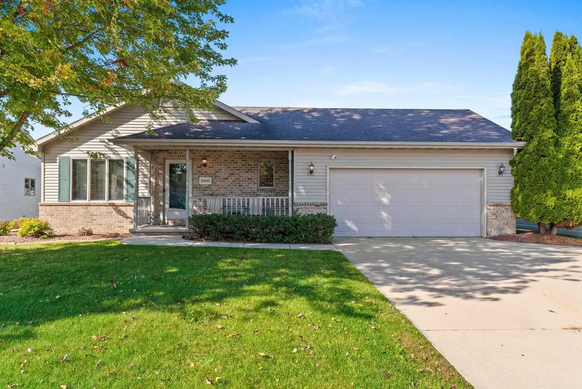 2605 MAPLE GROVE DRIVE, Neenah, WI 54956 - #1