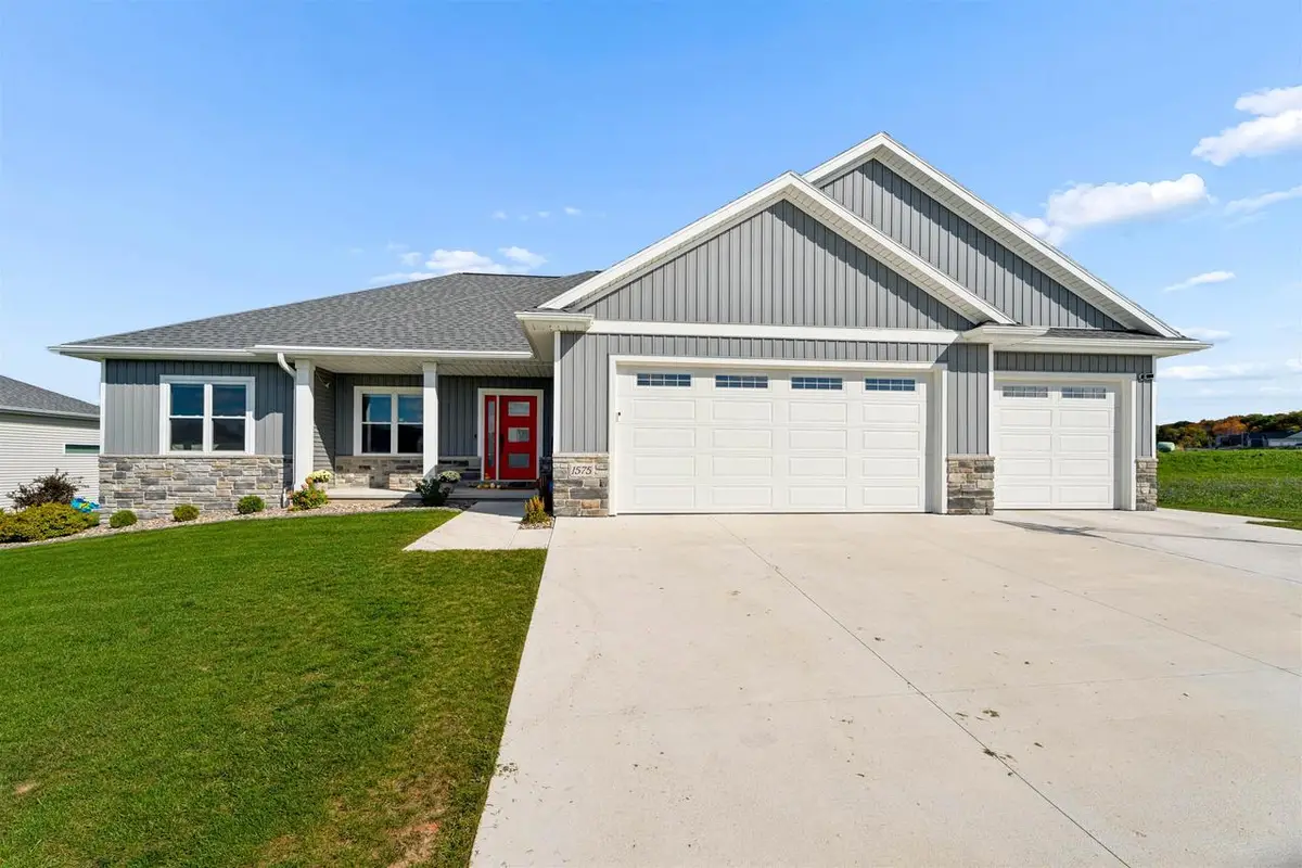 1575 BRAYDEN LANE, De Pere, WI 54115 - #1