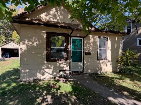 114 10TH STREET, Clintonville, WI 54929