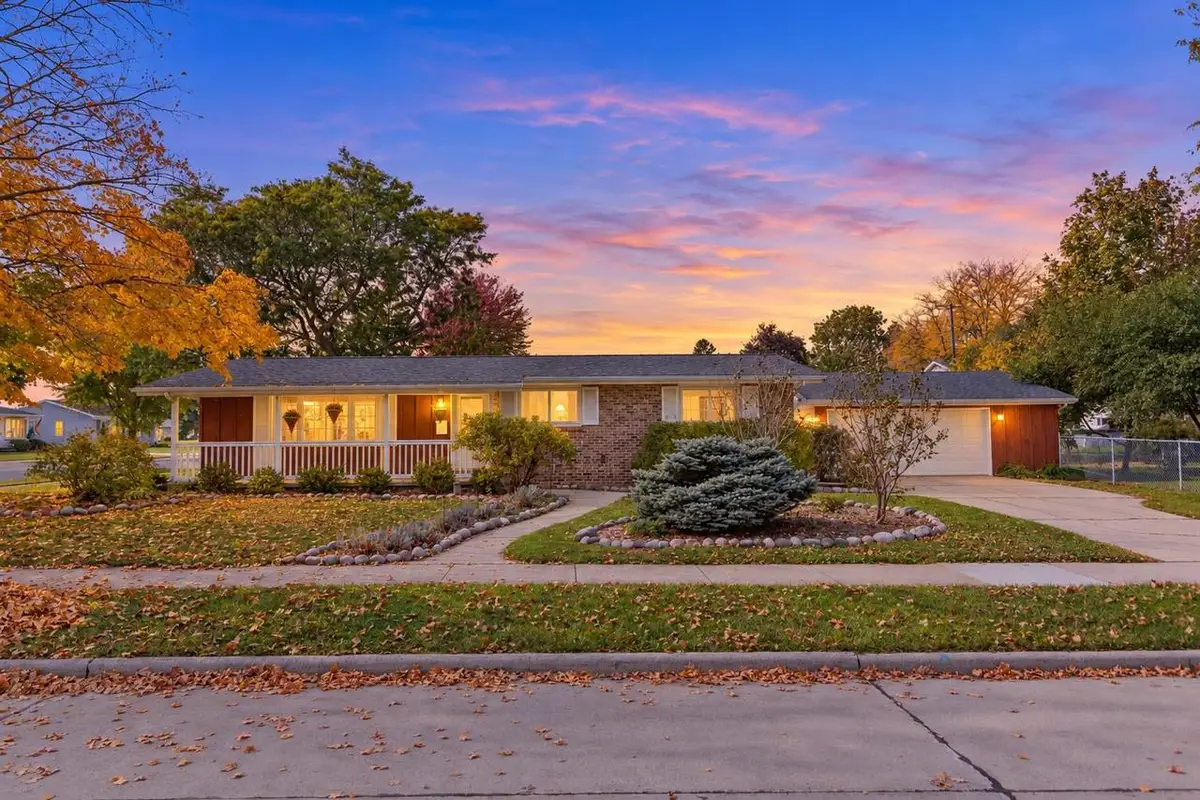 1135 WINDSOR STREET, Oshkosh, WI 54902 - #1