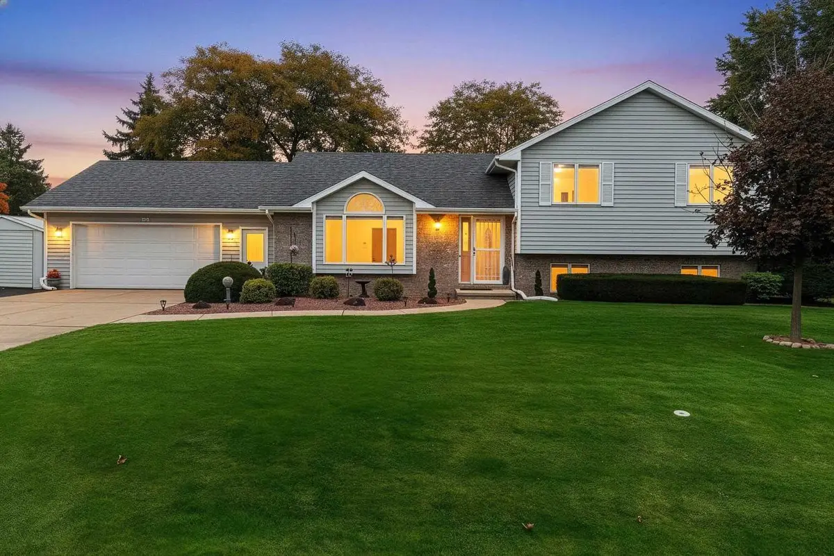 N9653 GINA DRIVE, Appleton, WI 54915 - #1