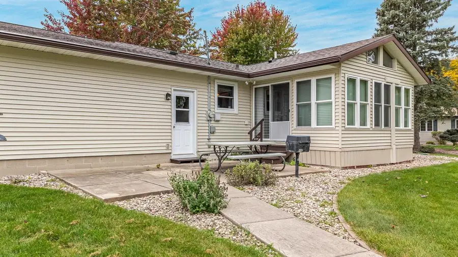 904 NEWTON AVENUE, Waupun, WI 53963 - #2