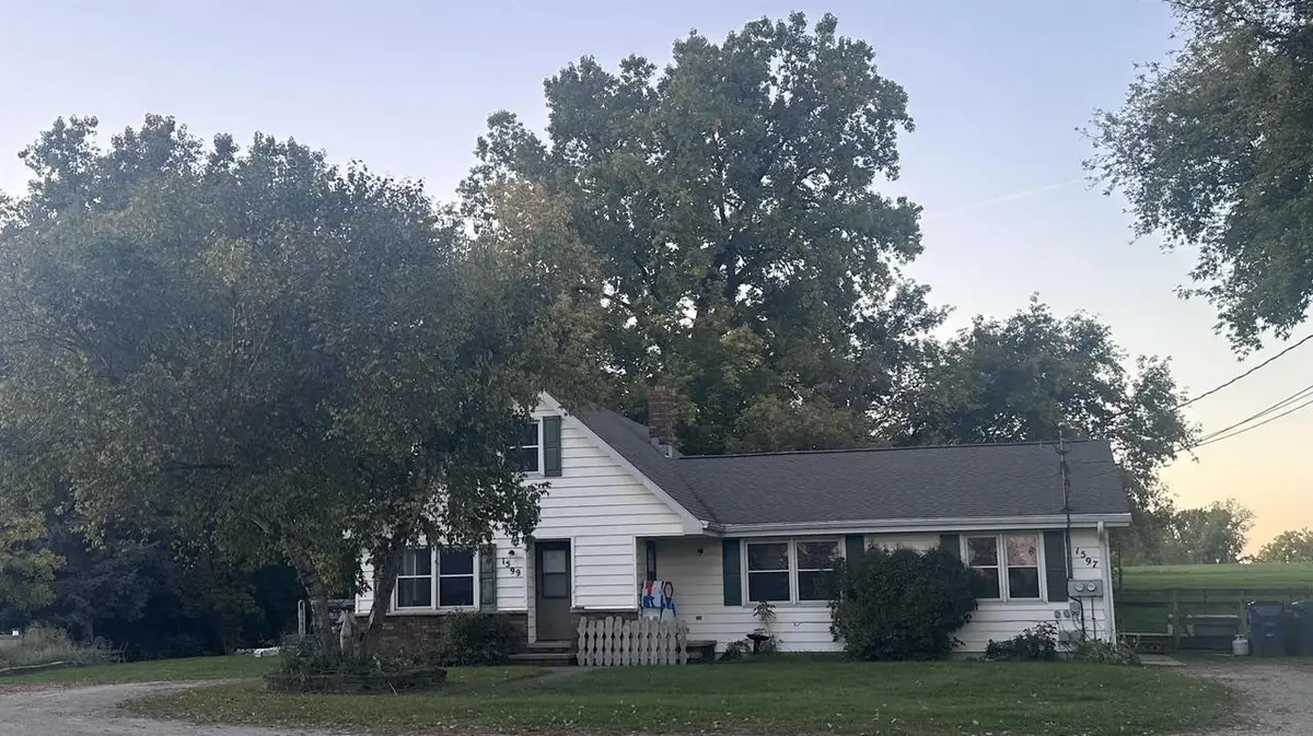 1597 OAKRIDGE ROAD, Neenah, WI 54956 - #1