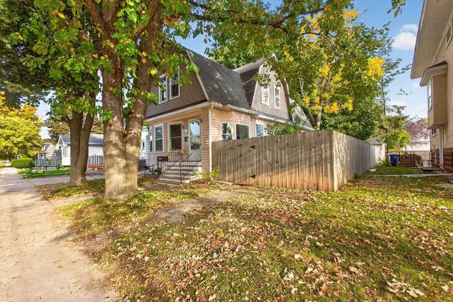 948 HOWARD STREET, Green Bay, WI 54303 - #2