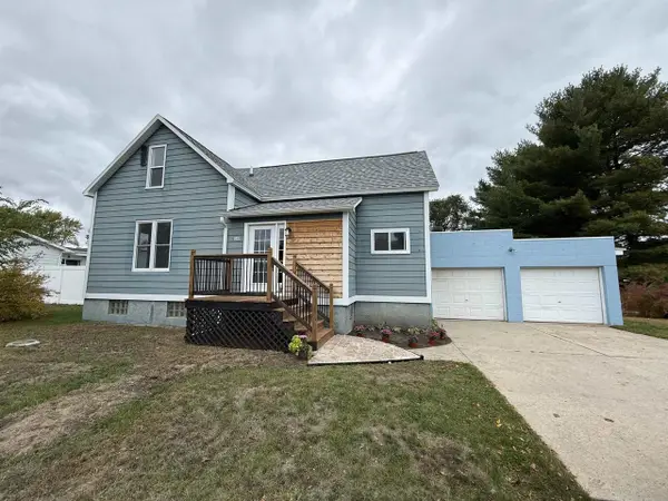 1160 CLEVELAND AVENUE, Marinette, WI 54143