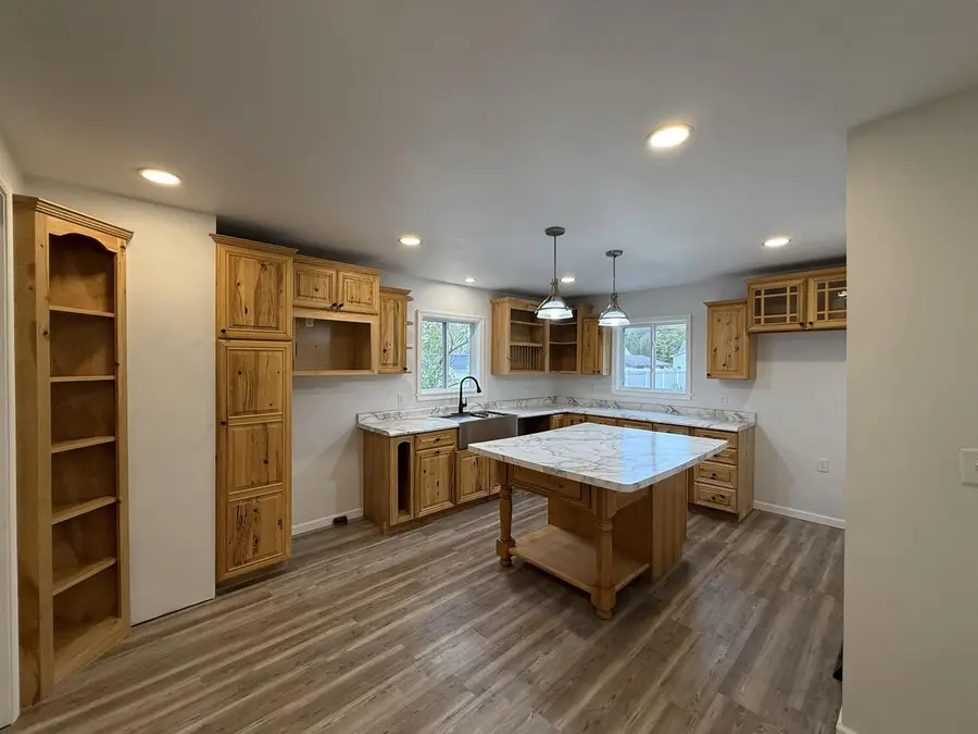 1160 CLEVELAND AVENUE, Marinette, WI 54143 - #3