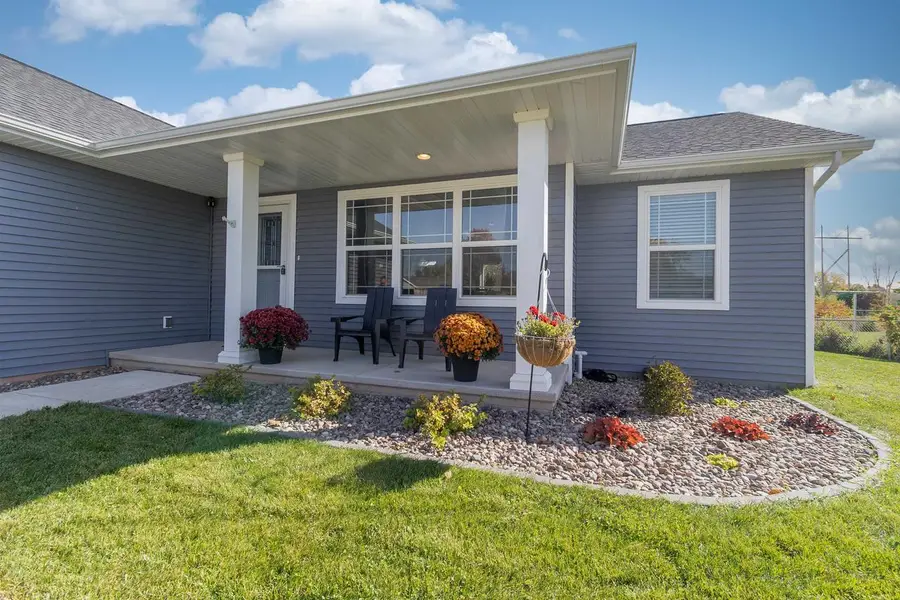 N9026 MARY ELLEN COURT, Brillion, WI 54110 - #2