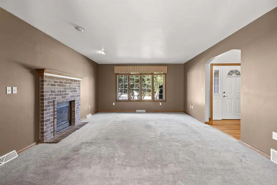 2306 TALLADEGA COURT, De Pere, WI 54115 - #2