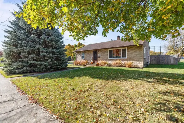 1503 DOEMEL STREET, Oshkosh, WI 54901
