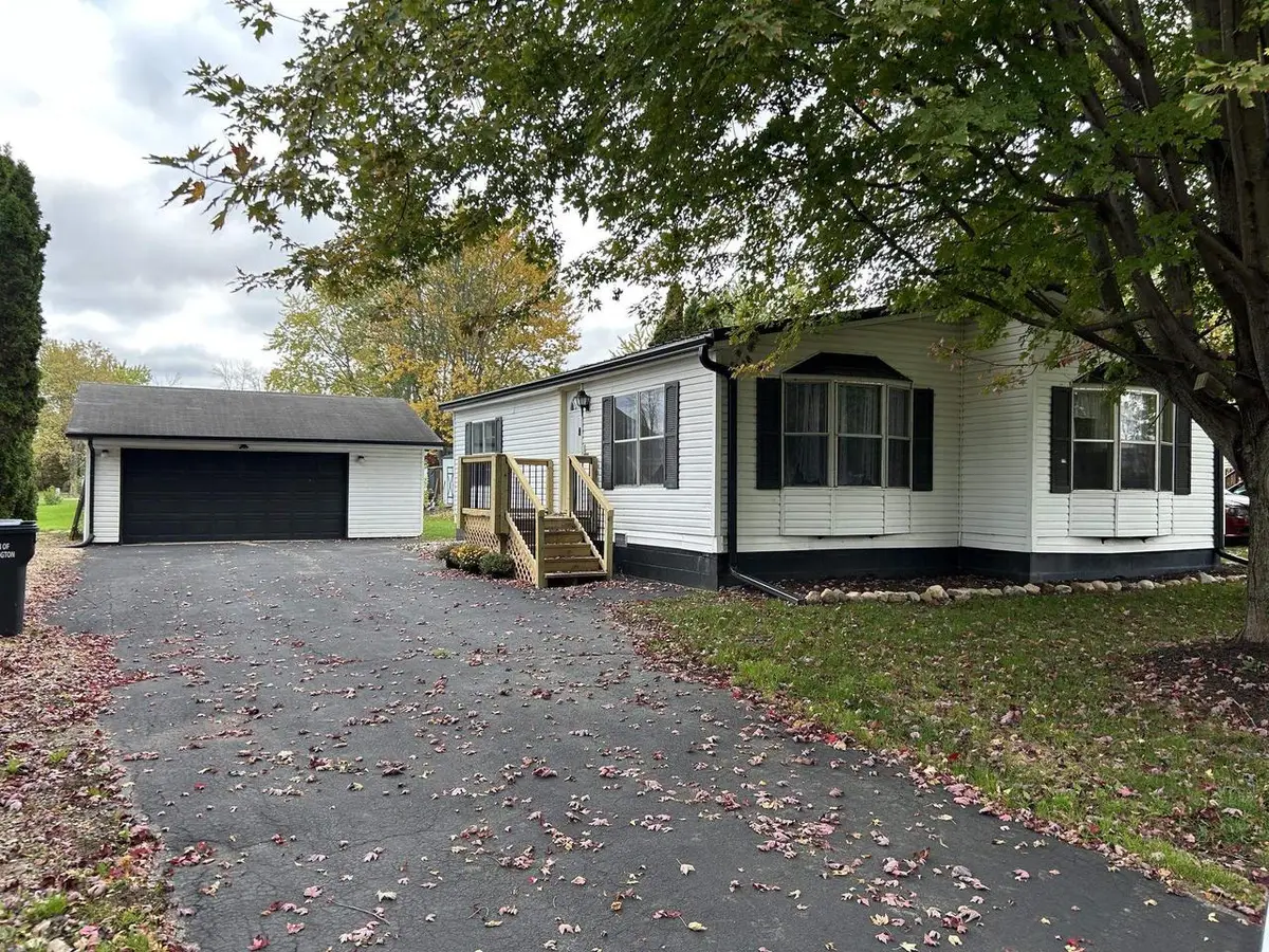 N5916 DERBY LANE, Cecil, WI 54111 - #1