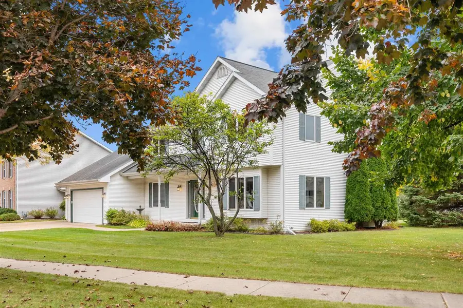 550 FOX FIRE DRIVE, Oshkosh, WI 54904 - #2