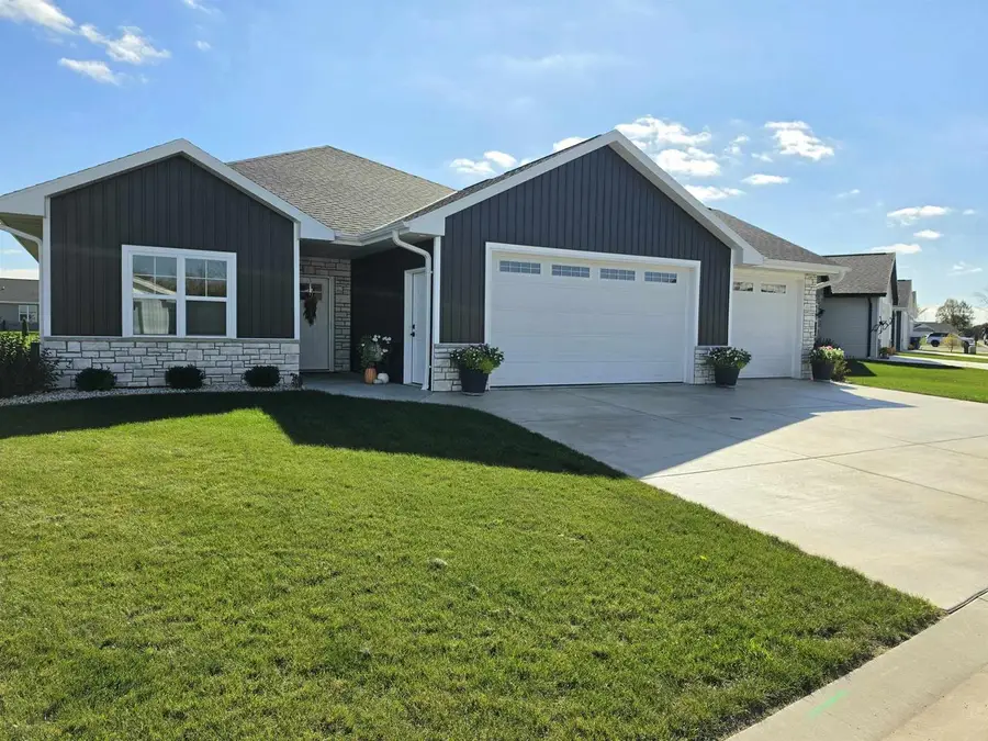 1266 AUTUMN FIELD LANE, De Pere, WI 54115 - #2