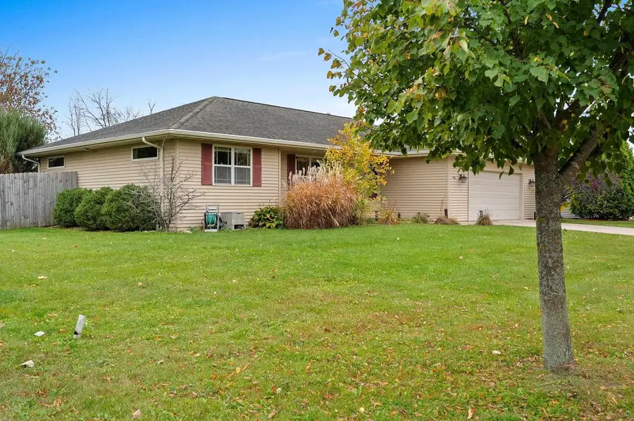 1416 WOLVERINE TRAIL, New Franken, WI 54229 - #2