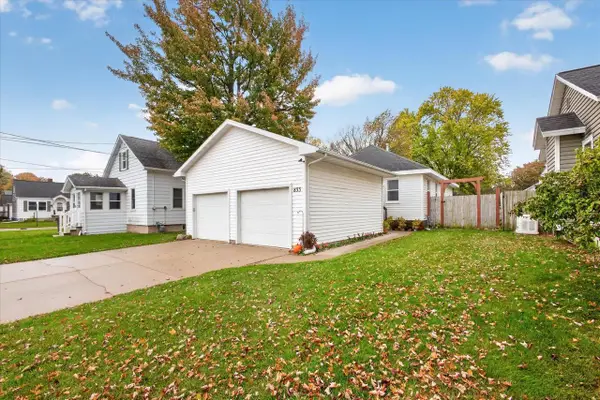 833 PHOEBE STREET, Green Bay, WI 54303