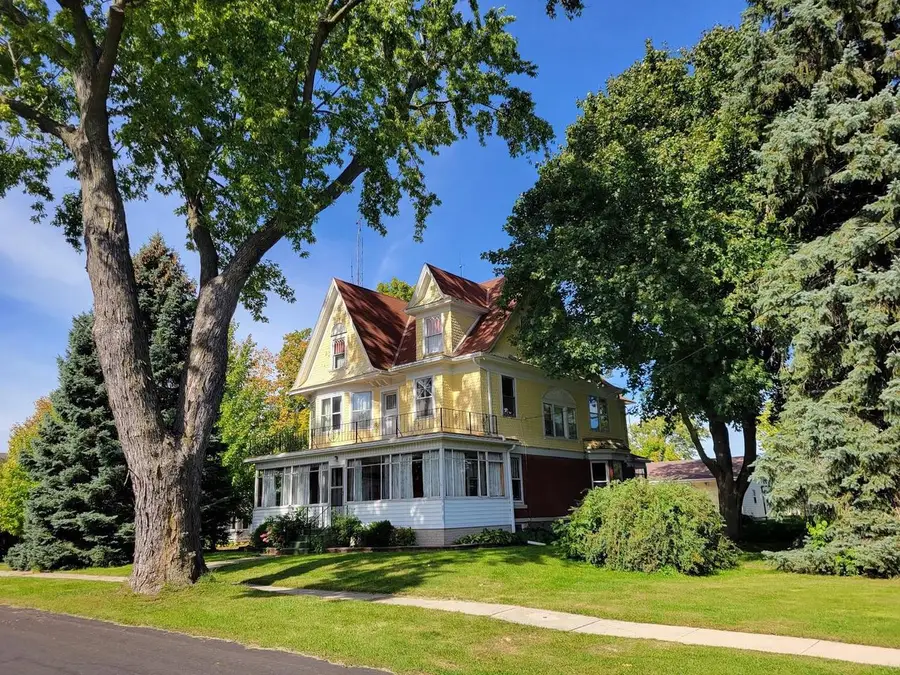 227 W TWEEDY STREET, Hustisford, WI 53034 - #3