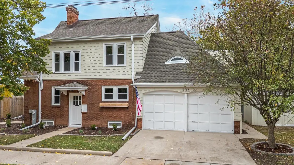 707 W FRONT STREET, Appleton, WI 54914 - #1