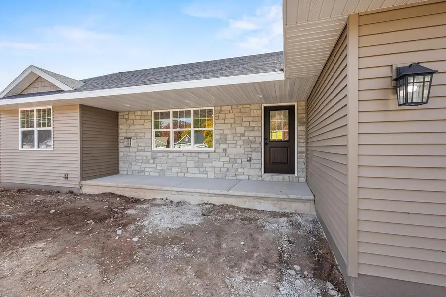 3376 LARGO RIDGE COURT, Green Bay, WI 54311 - #3