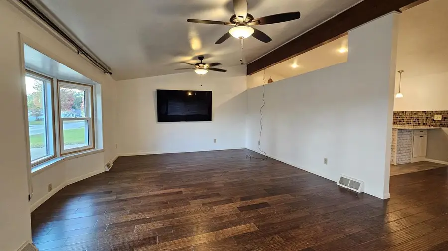 917 S PARK STREET, Shawano, WI 54166 - #3
