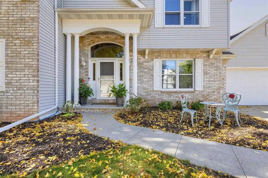 3725 COBURG COURT, Appleton, WI 54915 - #2