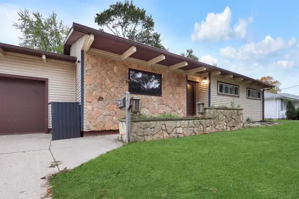 1721 30TH STREET, Two Rivers, WI 54241