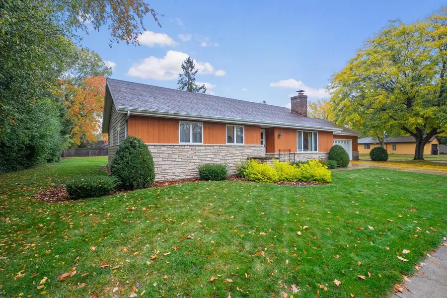 720 E MEADOW GROVE BOULEVARD, Appleton, WI 54915 - #2