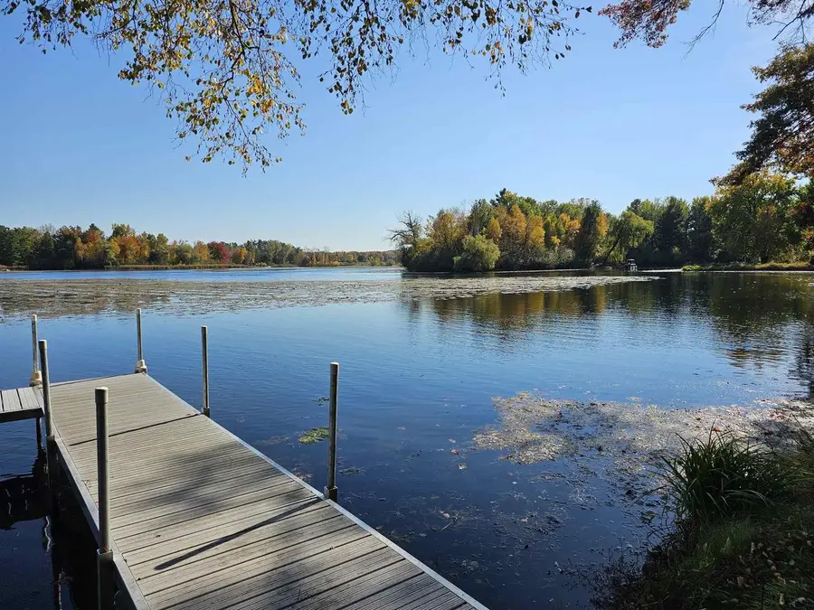 160 LAKE SHORE DRIVE, Iola, WI 54945 - #2