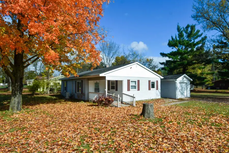 805 CAREY AVENUE, Wild Rose, WI 54984 - #2