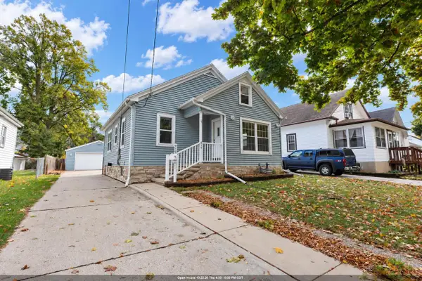 915 13TH AVENUE, Green Bay, WI 54302