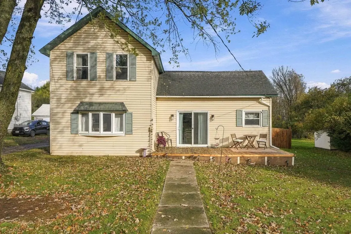 305 E MAIN STREET, Fairchild, WI 54741 - #1
