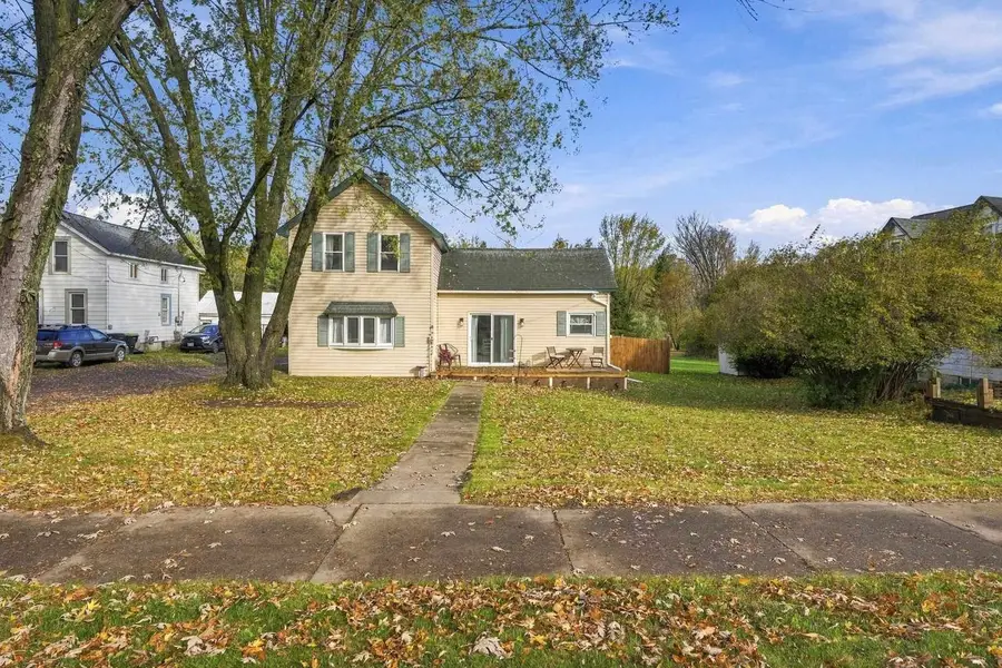 305 E MAIN STREET, Fairchild, WI 54741 - #2
