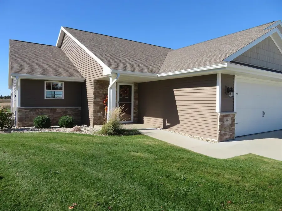 834 SHARON LANE LANE, Pulaski, WI 54162 - #2