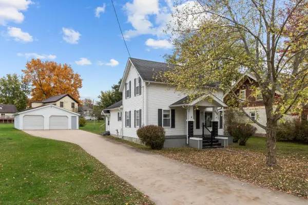 666 DEPOT STREET, Manawa, WI 54949