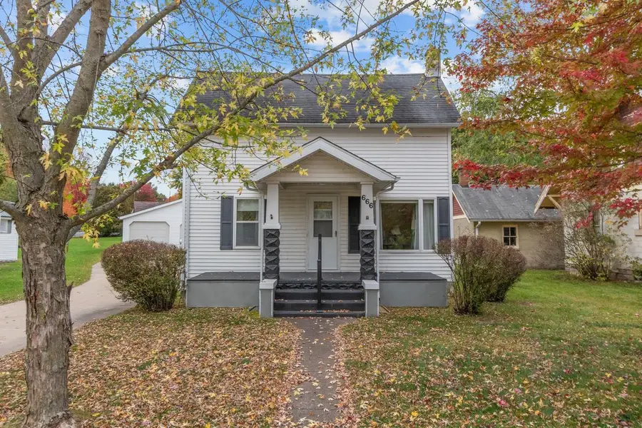 666 DEPOT STREET, Manawa, WI 54949 - #2