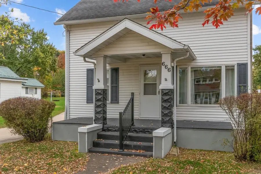 666 DEPOT STREET, Manawa, WI 54949 - #3