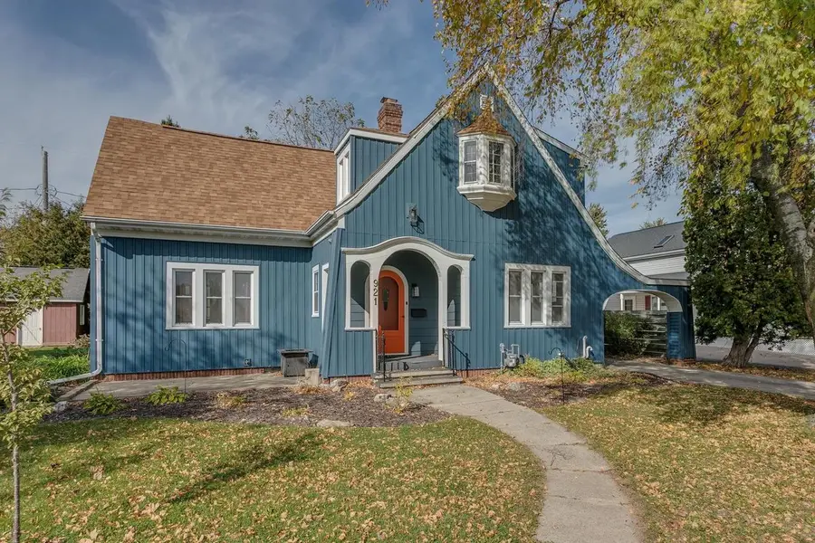 921 WILSON STREET, Kaukauna, WI 54130 - #3