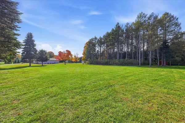 SHARON ROSE COURT, Freedom, WI 54913