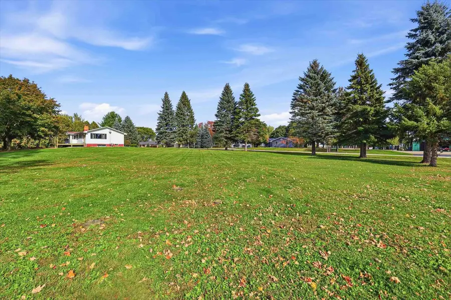 SHARON ROSE COURT, Freedom, WI 54913 - #3