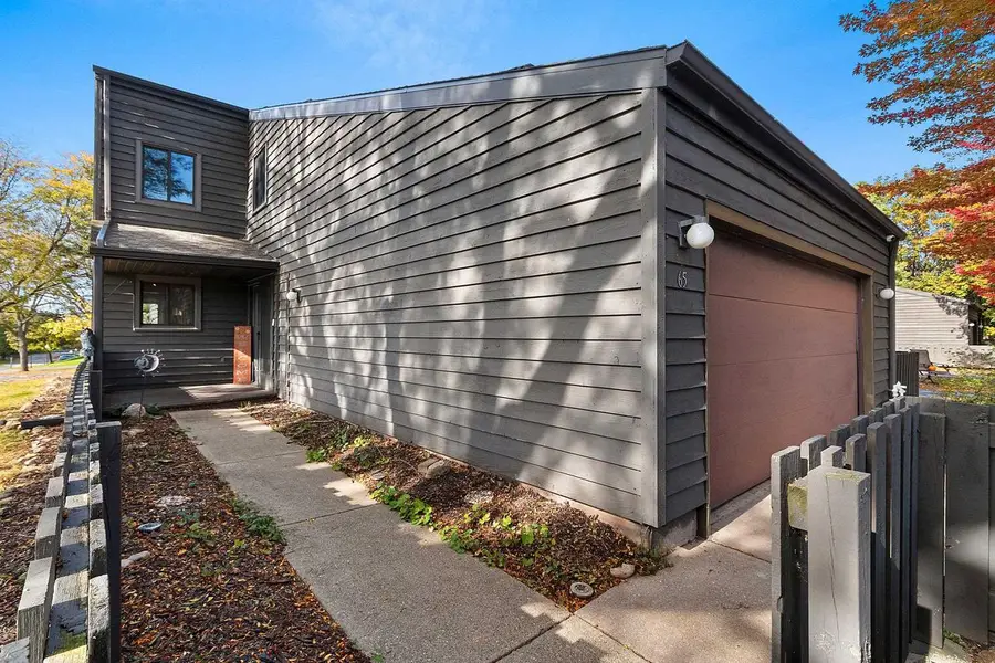 65 WEBSTER HEIGHTS DRIVE, Green Bay, WI 54301 - #2